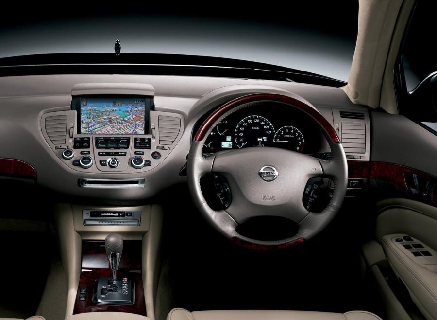  Nissan President 2003 года  (фото 11 из 13)